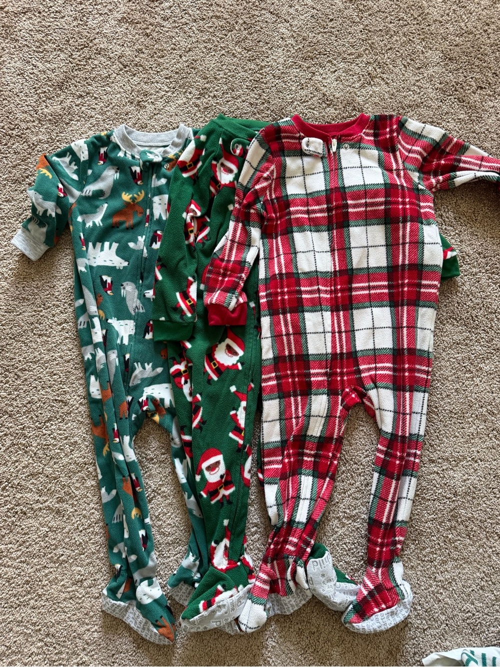 Bundle of 3 FLEECE Carters footie Pajamas- size 2T